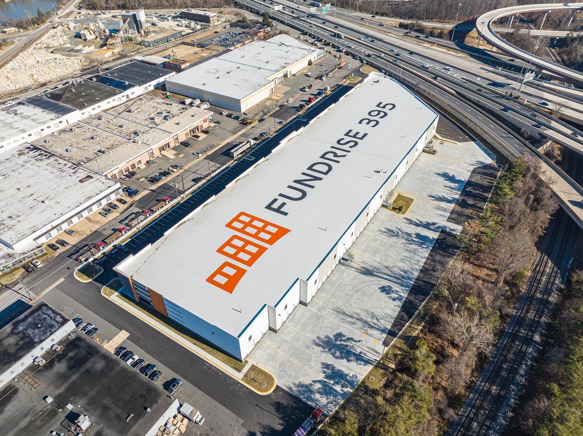 RightWaySigns's tweet image. Roof logo we painted for @fundrise in Virginia this past November.