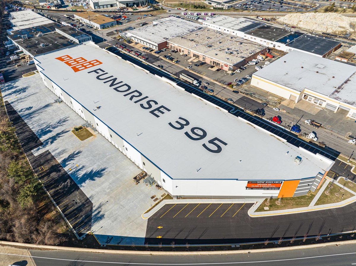 RightWaySigns's tweet image. Roof logo we painted for @fundrise in Virginia this past November.