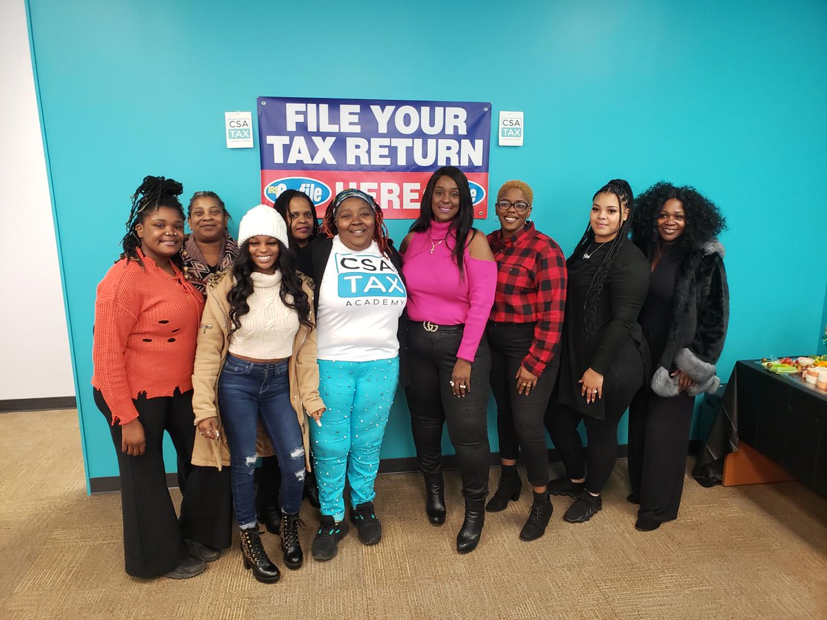 ywchamber's tweet photo. Just another fantastic year starting with another ribbon cutting with the #BigBlueScissors! 

Looking for any and all tax help? You have found the right place at the right time with CSA Tax Consultants! 

Check them out at 3500 Market Street in Youngstown! 🎉 https://t.co/AbjGmfjZ1j
