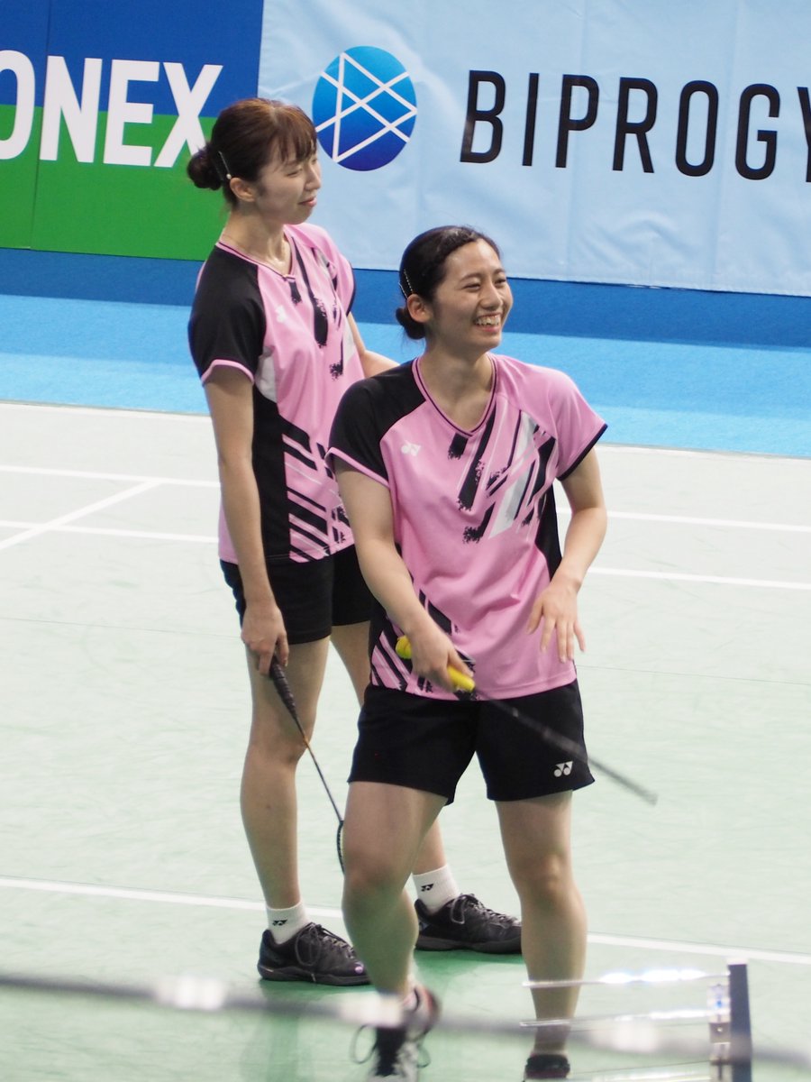 arabesque_kt's tweet photo. 2022全日本総合
新田桃子・町田華梨ペア
(大妻女子大学)

甲府インカレで見た鮮烈な笑顔
一発で二人のファンになりました

インカレBest４で総合本戦を決め、現在日本ランキング36位で充分ランサーの圏内
大学４年生のお二人、サイデン化学アリーナでまたお二人のプレーと笑顔が観たい https://t.co/Gp3bCXDm15