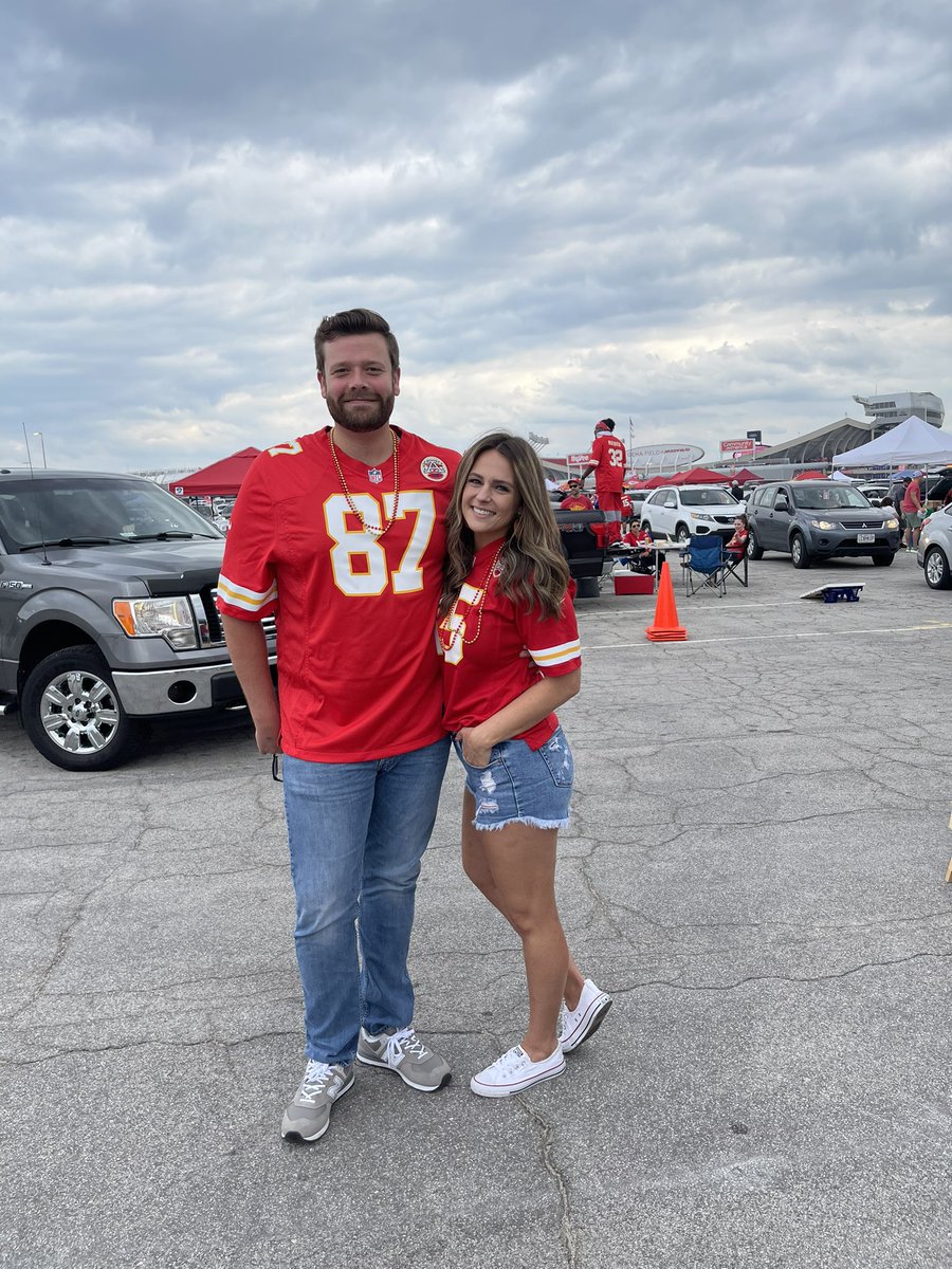 Krisstyn88's tweet photo. Never missing a game is our tradition!! ❤️❤️❤️@GEHAField #GEHASweepstakes #ChiefsKingdom https://t.co/xOHdfSczEO