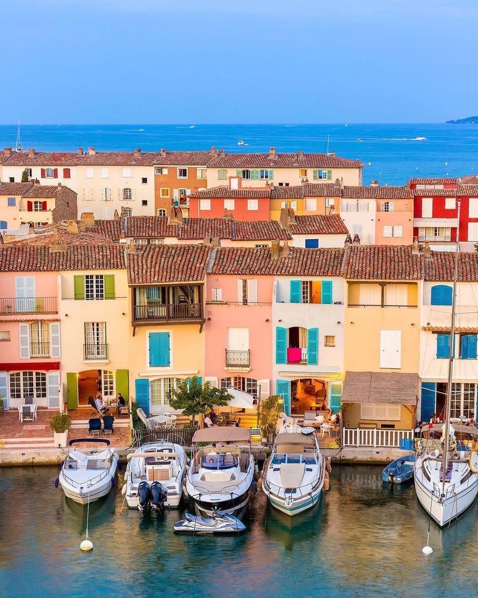Have you been to the French Riviera?
📸: <a href="/creatividie/">ElodieG</a>

#eludetheordinary #traveltips #travelguide