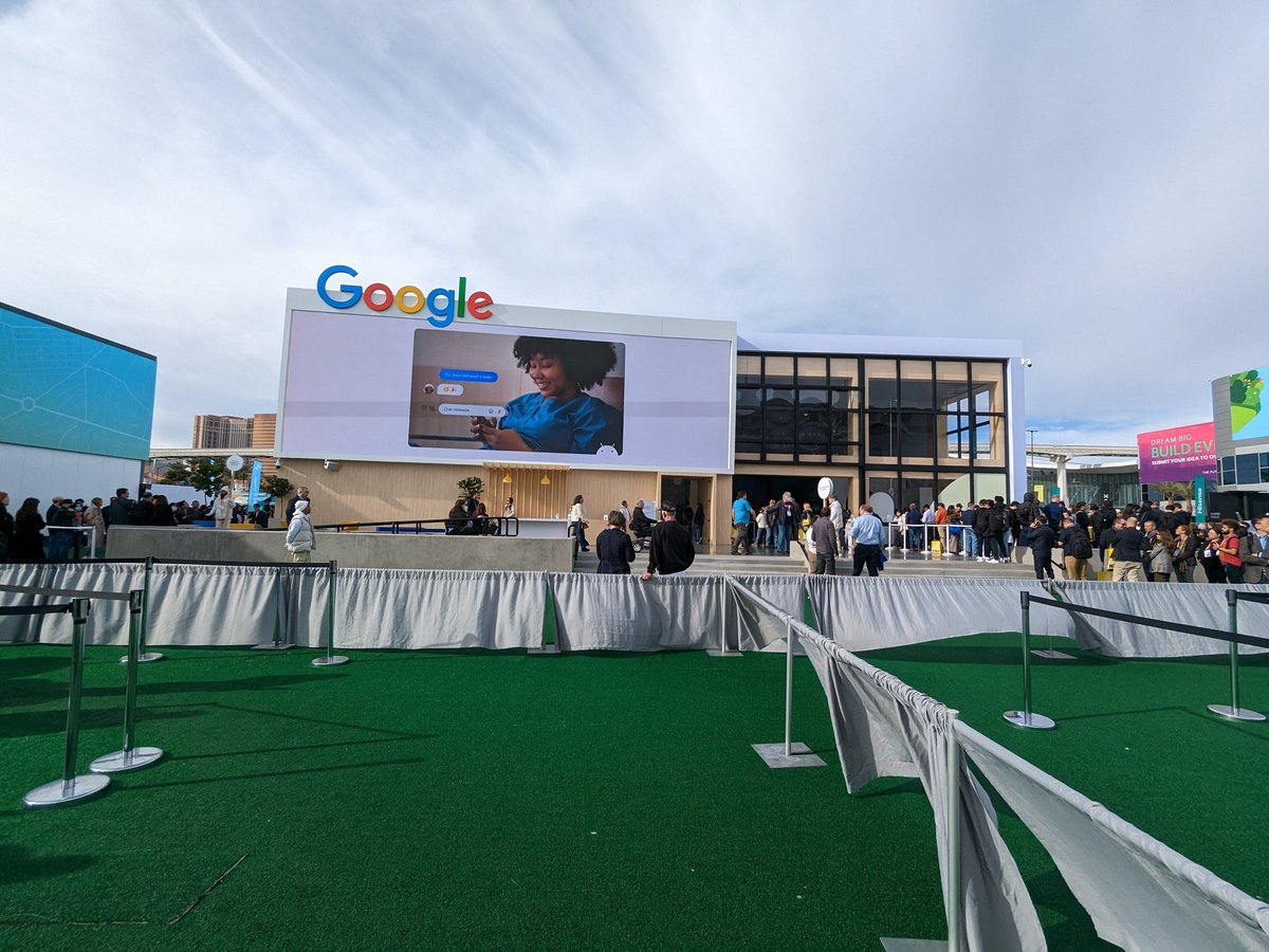 Robin Caroff tweet media