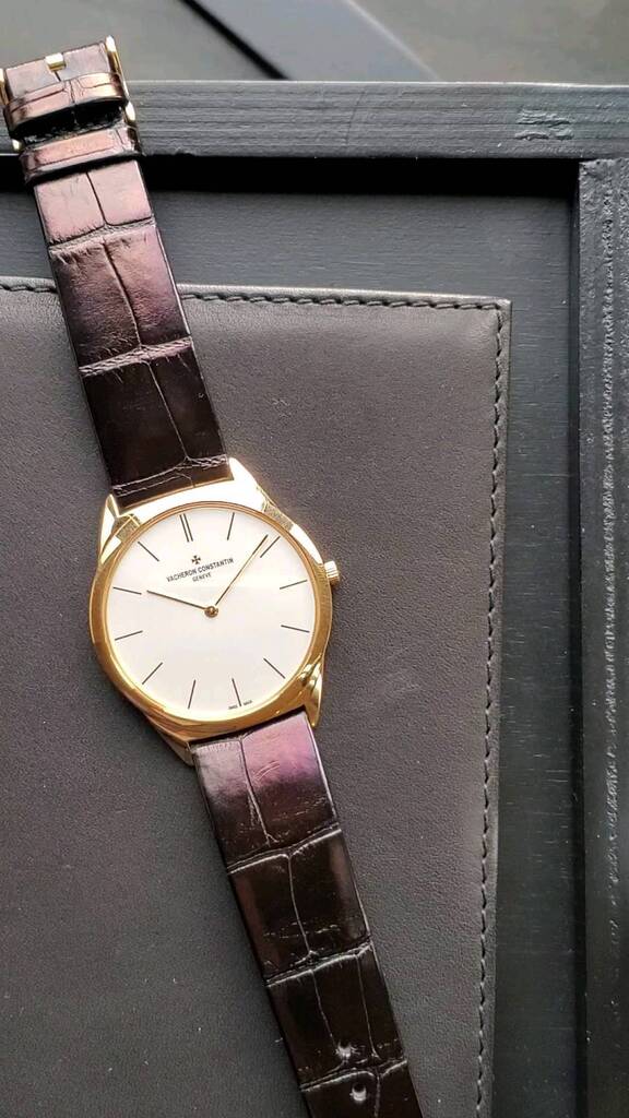 wristlife's tweet photo. #dietgoals The ever thin Les Historiques Ultra-fine 1955 by @VacheronConstantin

Please let me know if you enjoyed this reel, if I should do more like this, what you would like to see, and how I could improve these videos.

✠

✠

#chronograph #vacher… https://t.co/gFpxyYHKsf https://t.co/9RMgkr3Si4