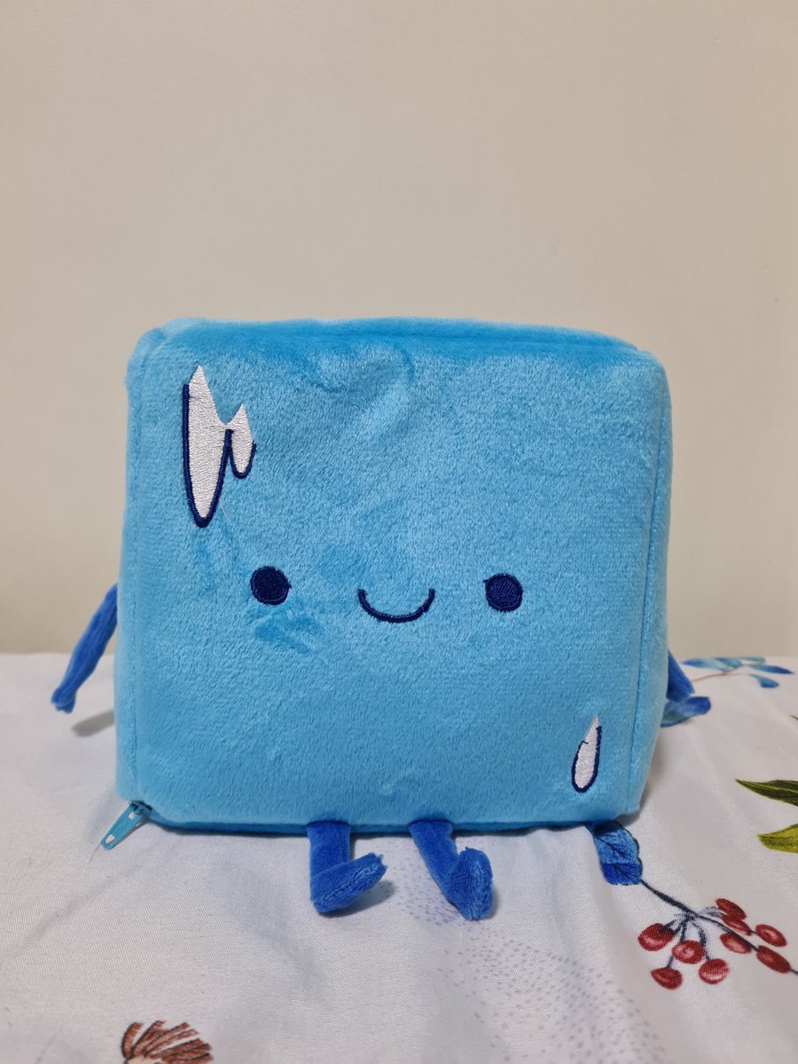 SatosheeshETH's tweet image. So in love with my @cubemelt blanket plush! Its so cute that i hereby call it cutemelt! Check them out, they have a mini animation series on #mewatch ! Watched all 15 episodes of it and all i can say is... TOO DAMN CUTE!! Web3 project backed by web2 company. This is #utility.