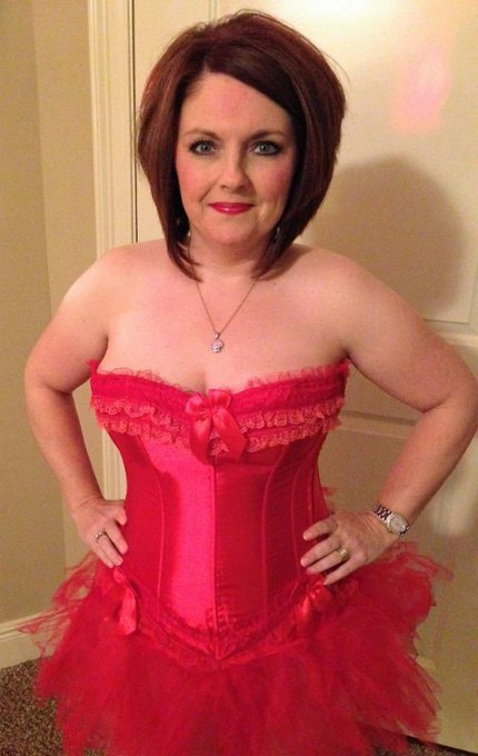 Happy HOT MILF Monday🔥🔥Nothing better than a hot mama, that loves to have fun 😉💋How about all these beautiful<a href="/tag/newprofilepic"class="tags"><span>#newprofilepic</span></a>
