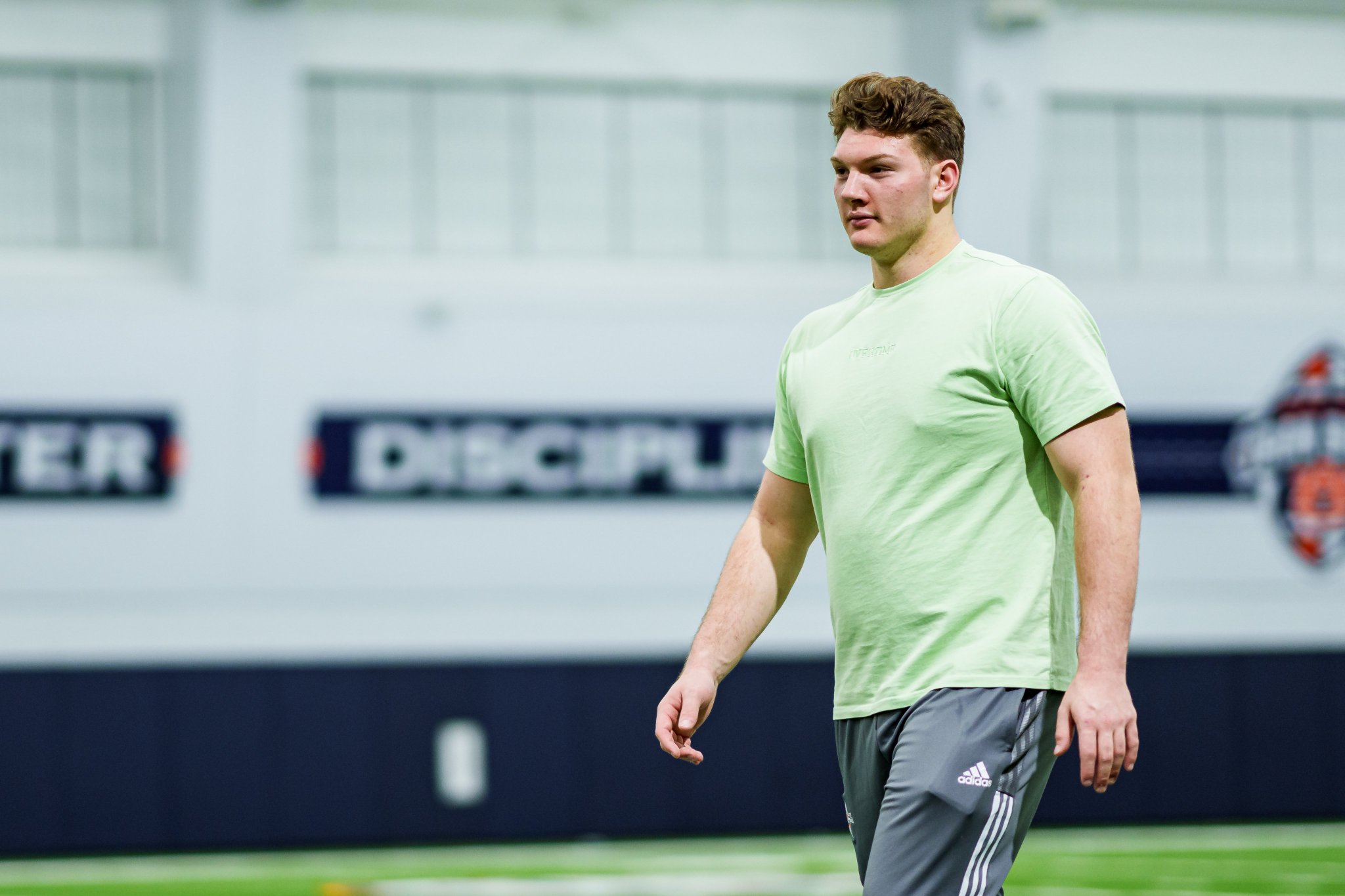 Auburn Football On Twitter new Home Who Dis Https t co auburn-football-on-twitter-new-home-who-dis-https-t-co