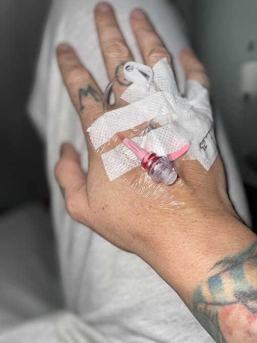 Been in hospital 🏥. One thing after another isn&rsquo;t it , I only have the FLU it&rsquo;s just knocked me for six<a href="/tag/snake"class="tags"><span>#snake</span></a><a href="/tag/graphics"class="tags"><span>#graphics</span></a><a href="/tag/bnb"class="tags"><span>#bnb</span></a><a href="/tag/crypto"class="tags"><span>#crypto</span></a><a href="/tag/nft"class="tags"><span>#nft</span></a><a href="/tag/nftdrop"class="tags"><span>#nftdrop</span></a><a href="/tag/nftshill"class="tags"><span>#nftshill</span></a>