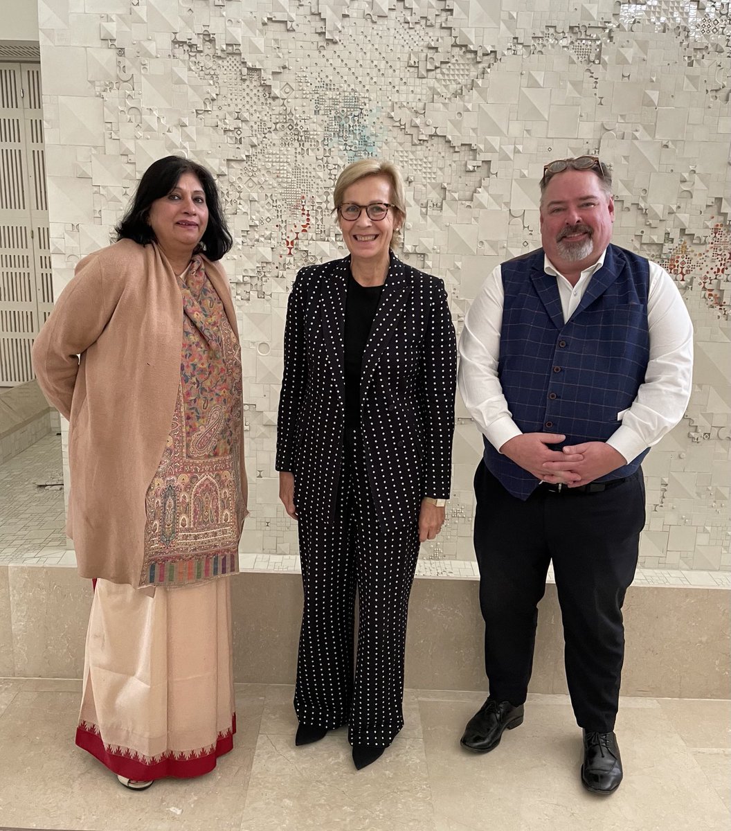 AmbKoukkuRonde's tweet image. Very good discussion with CEO of ⁦@teriin⁩ ⁦@DrVibhaDhawan⁩ #WSDS2023 ⁦@MinistryofEnvi2⁩ #RenewableEnergy #CarbonNeutrality #Regulation ⁦@UN_SDG⁩ #SmartCities ⁦@SitraFund⁩ ⁦@meteorologit⁩ ⁦@Energiateol⁩