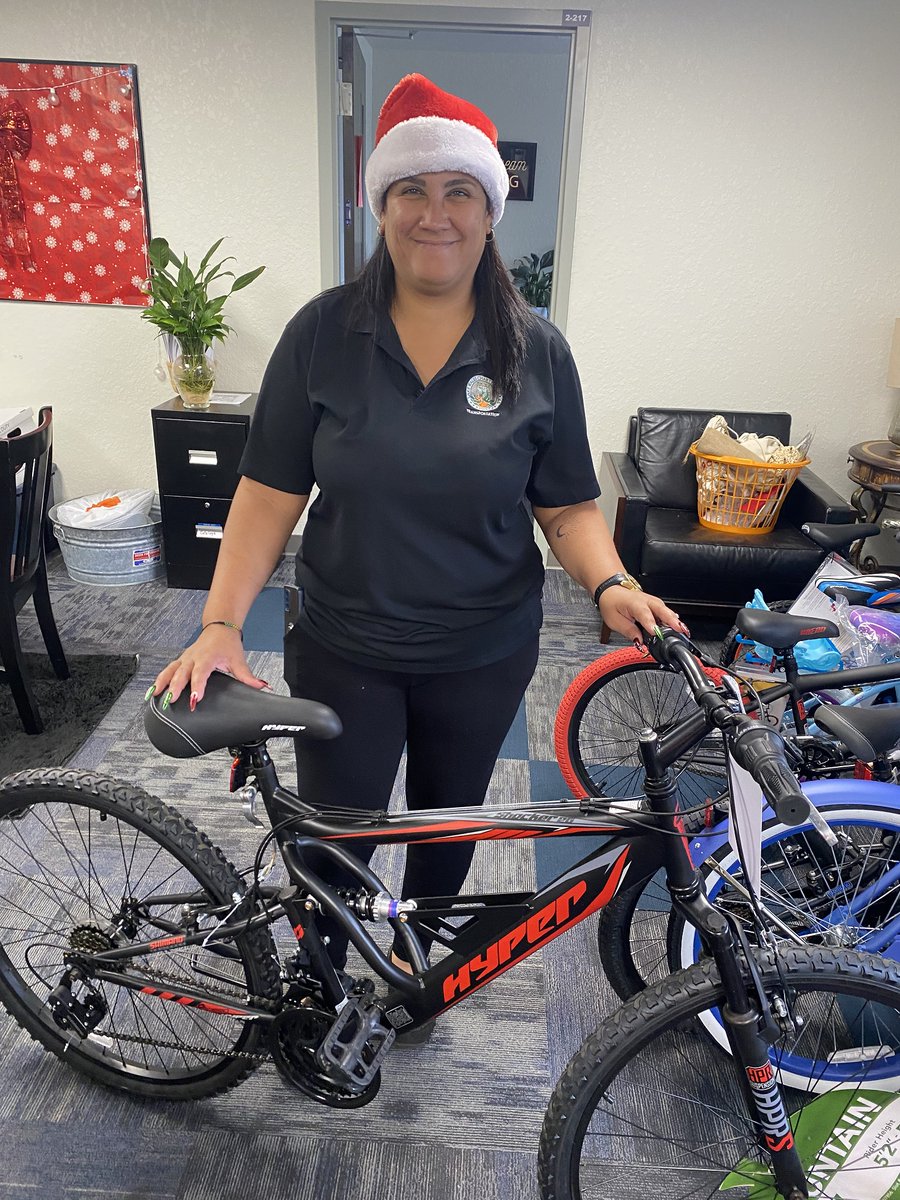 VictoryRidge's tweet photo. VRA would like to give a HUGE SHOUT-OUT AND THANK YOU to Mulling Insurance Agency, Inc. and Lake Wales Care Center (@LWCareCenter) for donating bicycles and gifts to our students for the holidays.
We are so grateful for your continued support year after year!
#VRAPRIDE https://t.co/Emxi8Zv8An