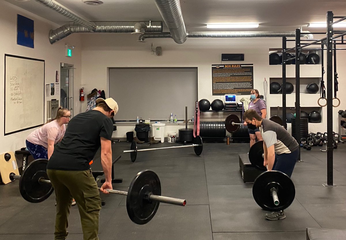 hityour_stride's tweet photo. 2023 is off to a great start for our Special Olympic athletes! Coach Jo reports everyone is progressing in form, mobility and strength. Keep up the good work! 

Featured in this post: Tamara, Janae, and Nolan! 

#MondayMotivation https://t.co/IZur9QV0RZ