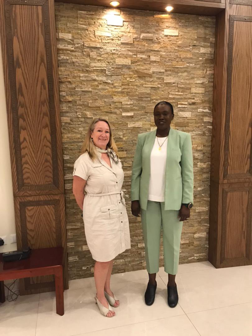 Positive conversation with Minister of Defence Hon Angelina Teny on 🇸🇸 joint action plan to tackle #CRSV following 🇬🇧 2022 #PSVI conference. Important commitments made: access to justice for survivors & accountability for perpetrators at all levels. #SSOT