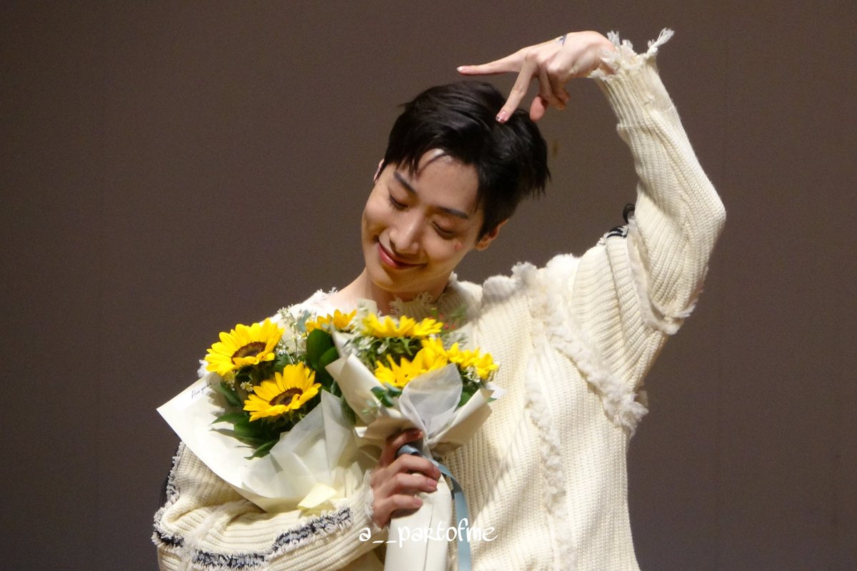 사랑하는 동명아 생일축하해💛💛💛
언제나 빛나는 동명이의 매일이 행복했으면 좋겠어🌟

#세상_바꿀_멋진_동명아_생일축하해
#Honey_Vocal_Dongmyeong_Day
#원위 #동명