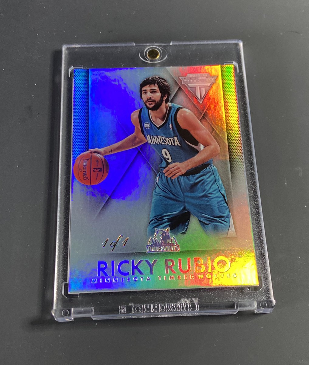 rondador31's tweet image. One of One, dedicada a mi amigo @valdechucky , el major coleccionista de @rickyrubio9 #EnseñaTusCards #AsoCards