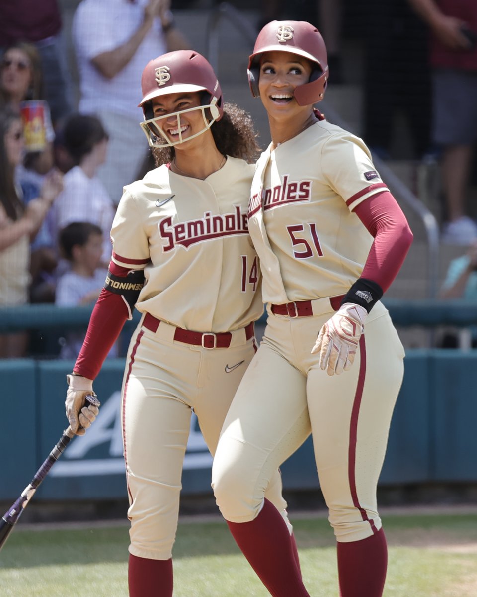 FSU_Softball's tweet photo. 1⃣ more month until moments like this🍢
#OneTribe https://t.co/sFiELLZ7CI