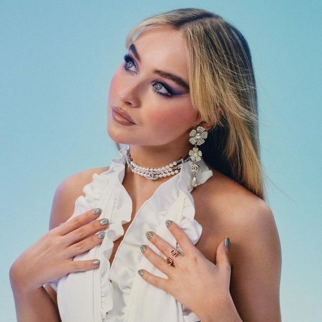 just selbrina being beautiful!