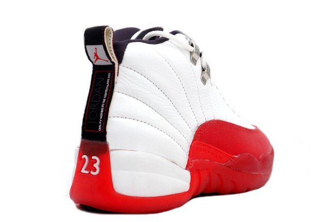 JustFreshKicks's tweet photo. Air Jordan 12 OG "Cherry" Returning Holiday 2023 🍒 https://t.co/swRuNtBs4z https://t.co/P5RY4Lwmfn