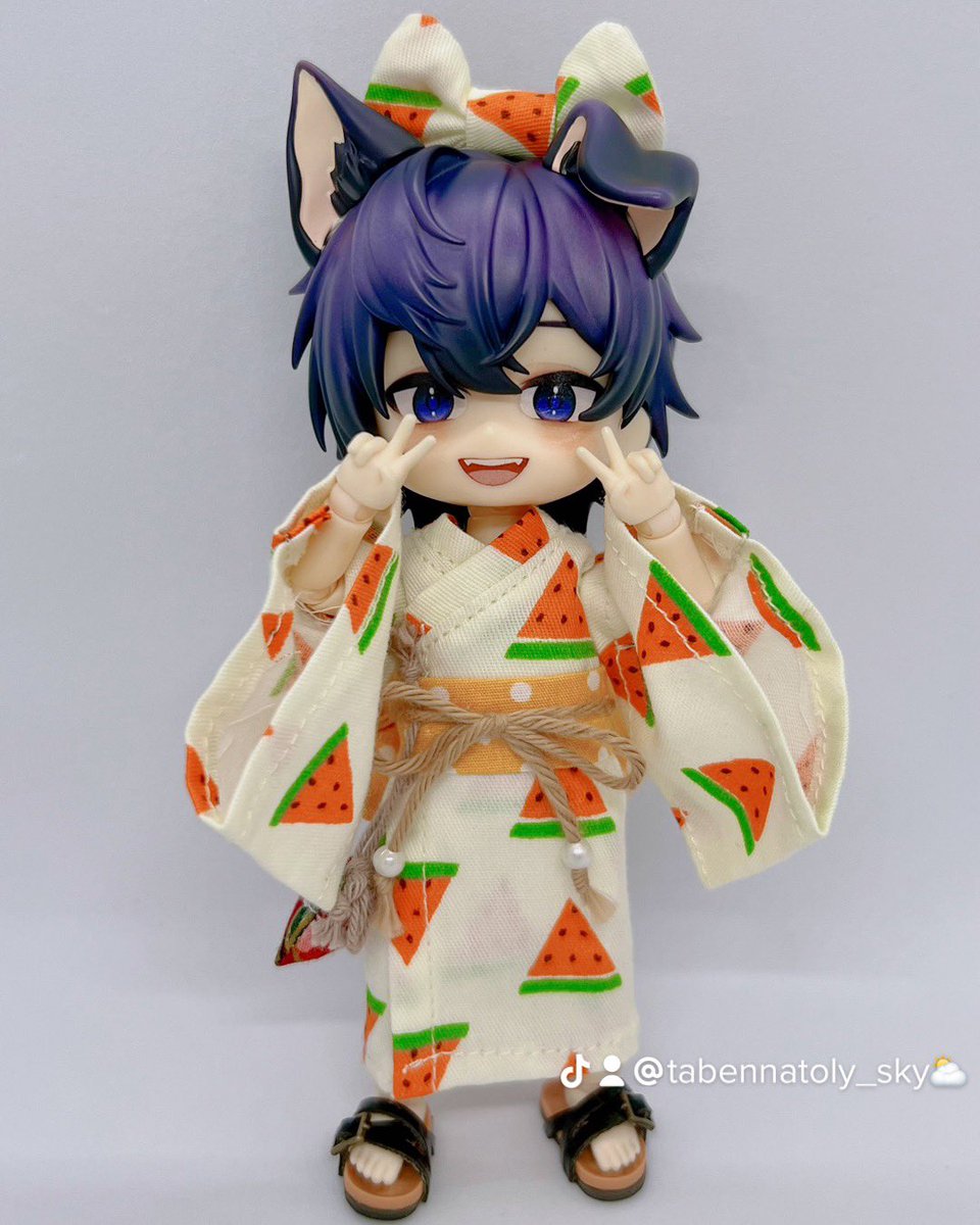 tabennatoly_sky's tweet photo. Shoto put on Yukata outfit👘🥰💜

#shxtou #shxtouvtuber #nendoroid https://t.co/qlTFbPaPtX