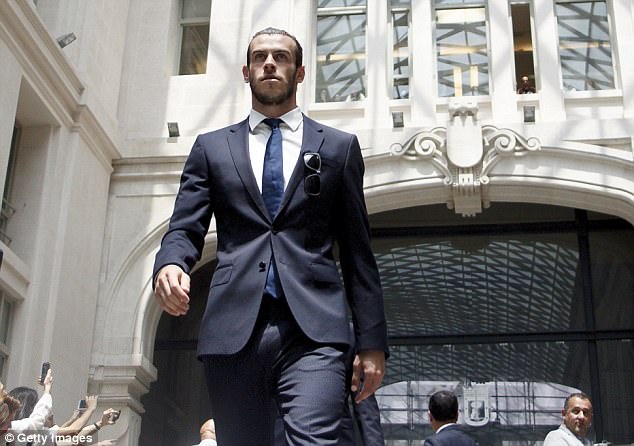 Petição para <a href="/GarethBale11/">Gareth Bale</a> ser o selecionador nacional