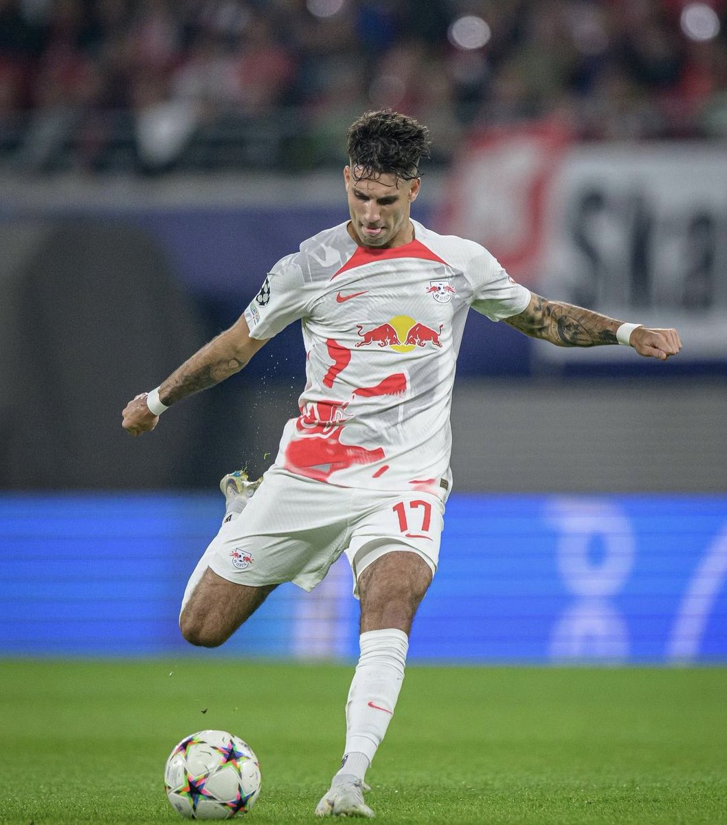 fbwonderkids's tweet photo. 💥 U23 Leaders in Shot Creating Actions, Top 5 Leagues per @fbref:

🇭🇺 Szoboszlai 6.47
🇬🇪 Kvaratskhelia 5.28
🇩🇪 Musiala 5.08
🏴󠁧󠁢󠁥󠁮󠁧󠁿 Foden 5.01
🇧🇷 Rodrygo 4.73
🇫🇷 Le Fée 4.67
🇧🇷 Vini Jr. 4.49
🇵🇹 Leão 4.48
🇫🇷 Gouiri 4.39
🏴󠁧󠁢󠁥󠁮󠁧󠁿 Saka 4.31
🇵🇹 da Costa 4.2

Minimum 900 minutes played. Per 90. https://t.co/psnm66riNa