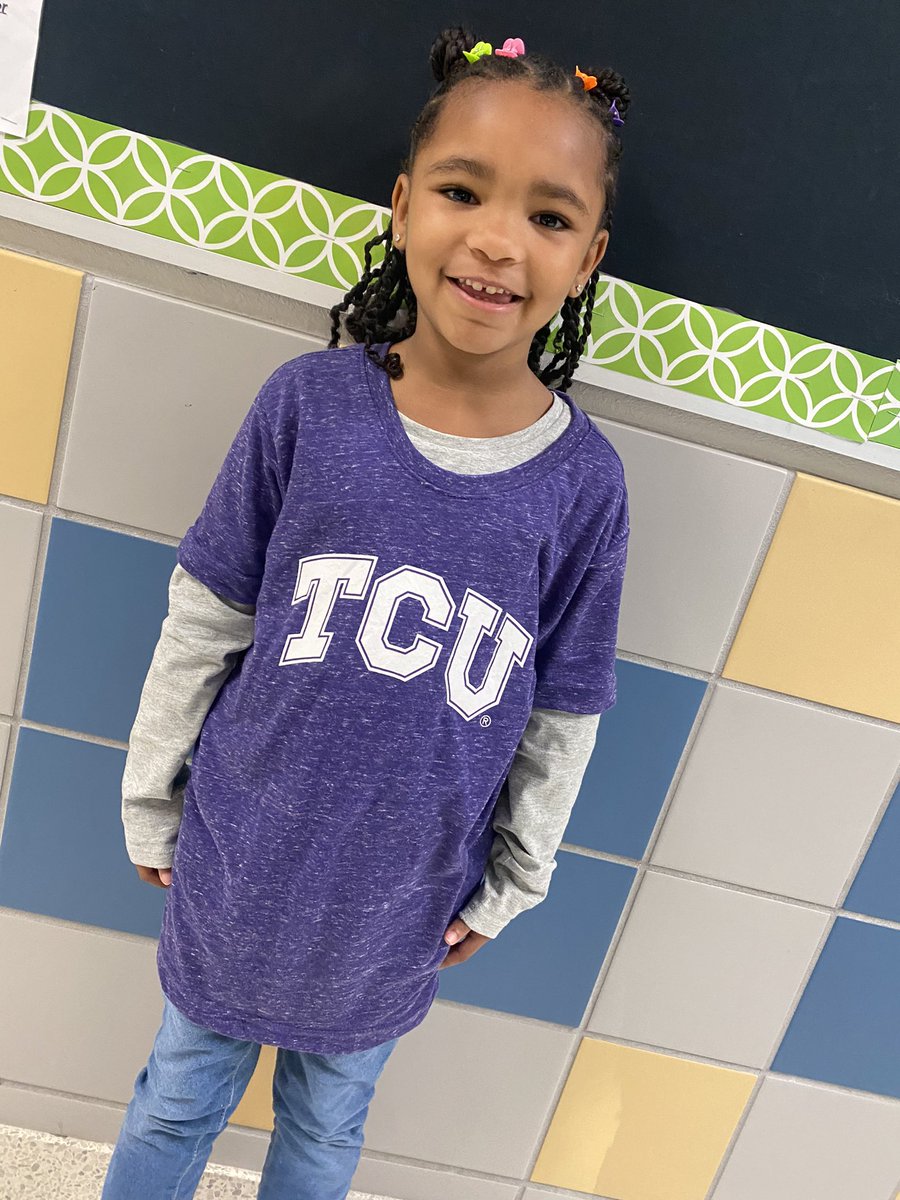 Ksmith_05's tweet photo. Let’s go @TCUFootball!! We are cheering for you from @mansfieldisd and Cabaniss Academy! https://t.co/cmkwsWeIbg