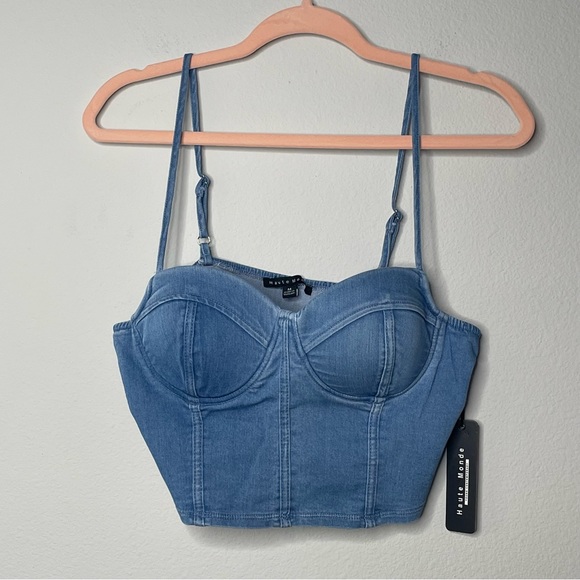 OmgLiquidation's tweet photo. So good I had to share! Check out all the items I'm loving on @Poshmarkapp #poshmark #fashion #style #shopmycloset #thekorner #activeusa #hautemonde: https://t.co/RXVLa3c4Fa https://t.co/Dx6ZuDc2eh