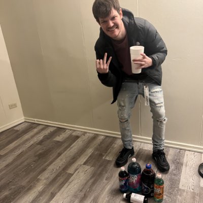 AaronAlt8's tweet photo. #NewProfilePic https://t.co/Ic3WApgmpR