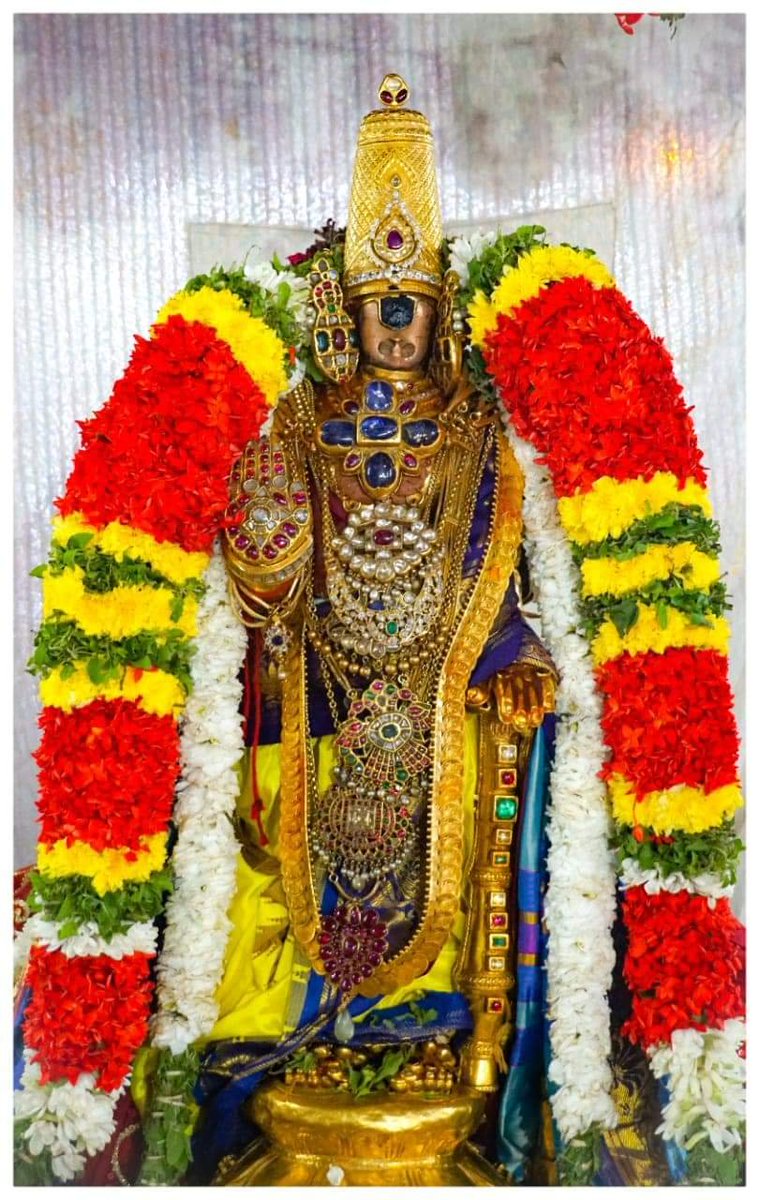 tamilbrahmins's tweet photo. Srirangam Sri Namperumal in Amma Mandapam https://t.co/P2lEOPvJkp