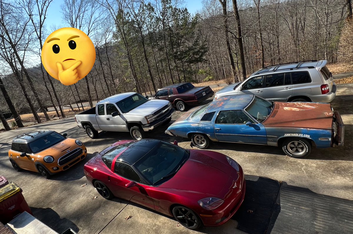 junkyardlife's tweet image. What would you drive today? #dailydriver #junkyardlife