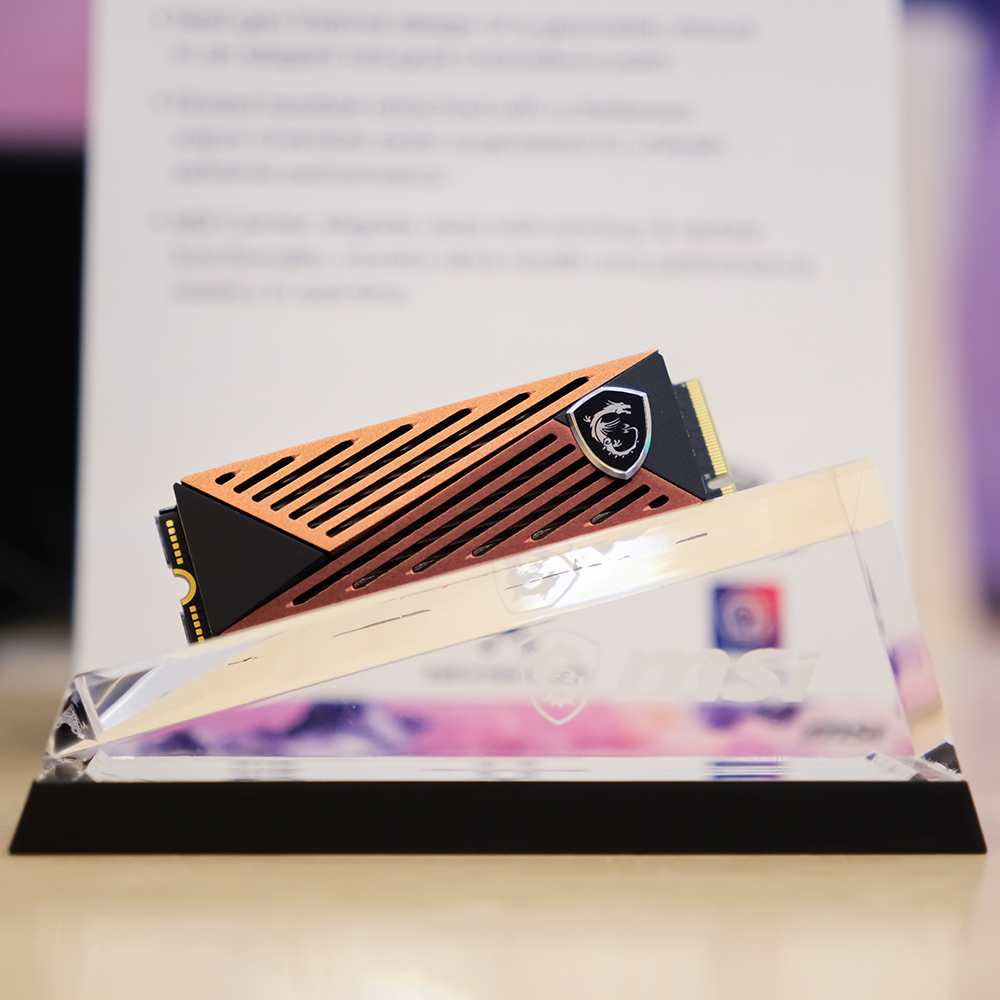 msifrance's tweet image. La légende dit que ce SSD PCI-e gen 5 peut atteindre les 10GB/S...
#MSIxCES2023 #SPATIUM