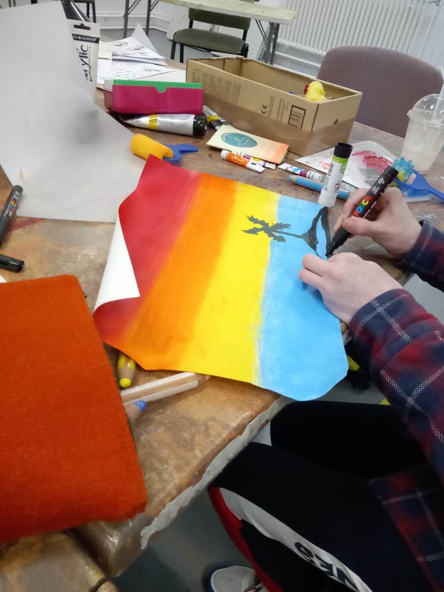 YoungMoniack's tweet image. During our December taster week, young people tried their hand at cookery, DJ-ing, drama, forestry, art, and creative writing. And Moniack looked right festive for our steering group social weekend before the winter break🎄Happy New Year everyone! #January #LetsGo