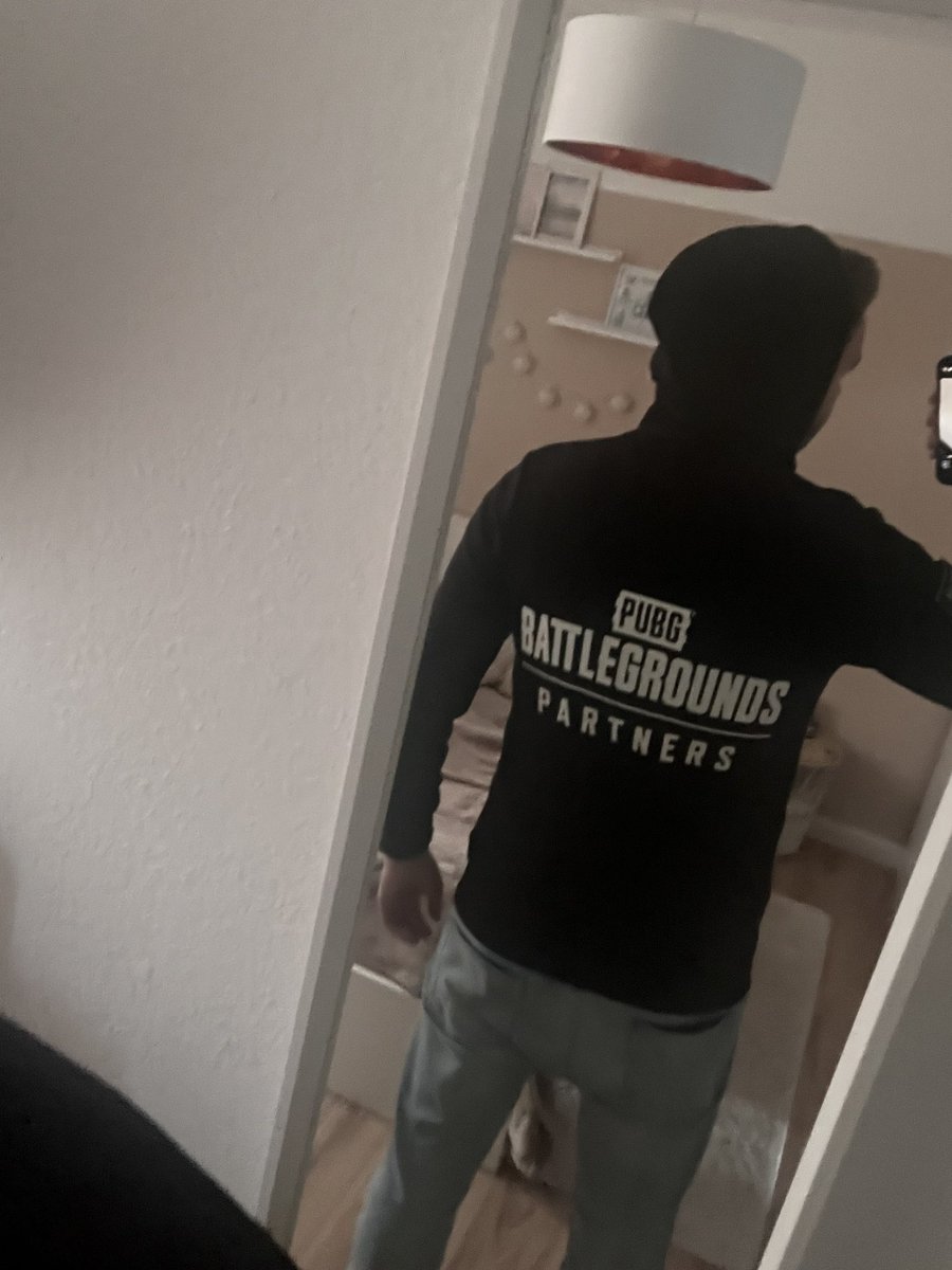 dnsN022's tweet photo. Hehe #pubg #pubgpartner https://t.co/4XX9dV8Feo