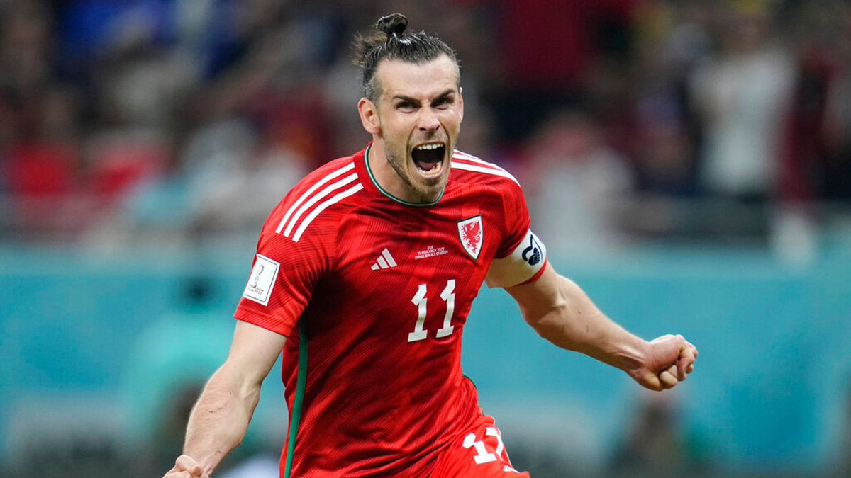 DeiniolBower's tweet photo. One of the best to ever do it! Viva Gareth Bale 🏴󠁧󠁢󠁷󠁬󠁳󠁿 https://t.co/UWprPtE8Uc