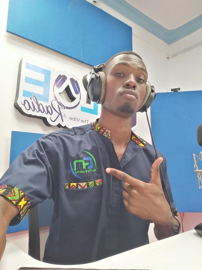 ianokiptoo's tweet image. And off into 2023 we go... 🚀💯 Live on @giliticsmedia  and Bluedradio with the 1st Bluedrive show. Where are tuned from?

#GALA #Bluedrive #RadioLIFESTYLE