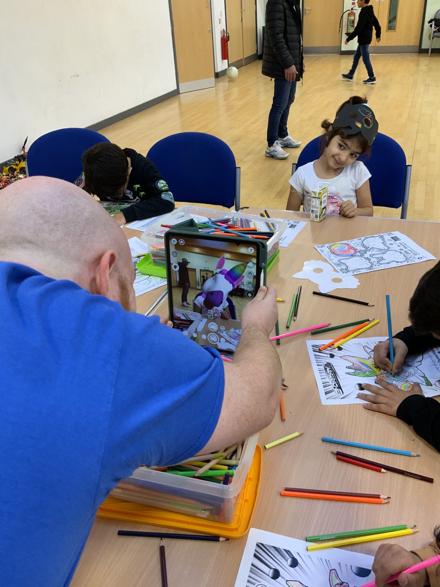 DigitalArtsBox's tweet photo. Check out some highlights from this weekend's Digital Art Get Together session!✏️ 📸

Don't miss out on the fun - we still have a space left for this week's session. Click on the link below to sign up. We can't wait to see you there!😀

https://t.co/sLQCZTZNTR https://t.co/spCNvboWyC