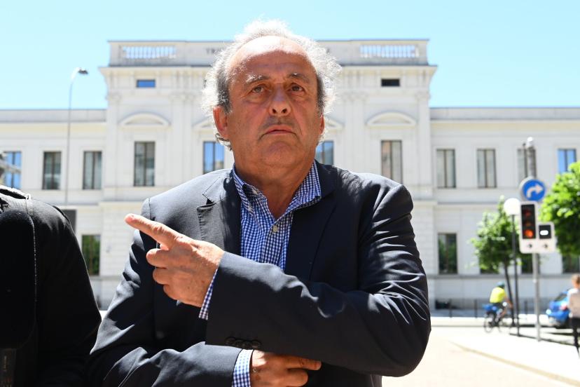 INFO L'ÉQUIPE. Ennemi déclaré de Noël Le Graët, le triple Ballon d'or Michel Platini va rencontrer Amélie Oudéa-Castéra le mois prochain. Au départ, il ne devait pas être question de la FFF, mais ça pourrait changer ow.ly/tAWs50MlyQE