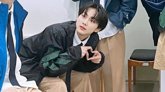 yjwprnts's tweet photo. yang jungwon what goes on https://t.co/Rhs2MHFKWM