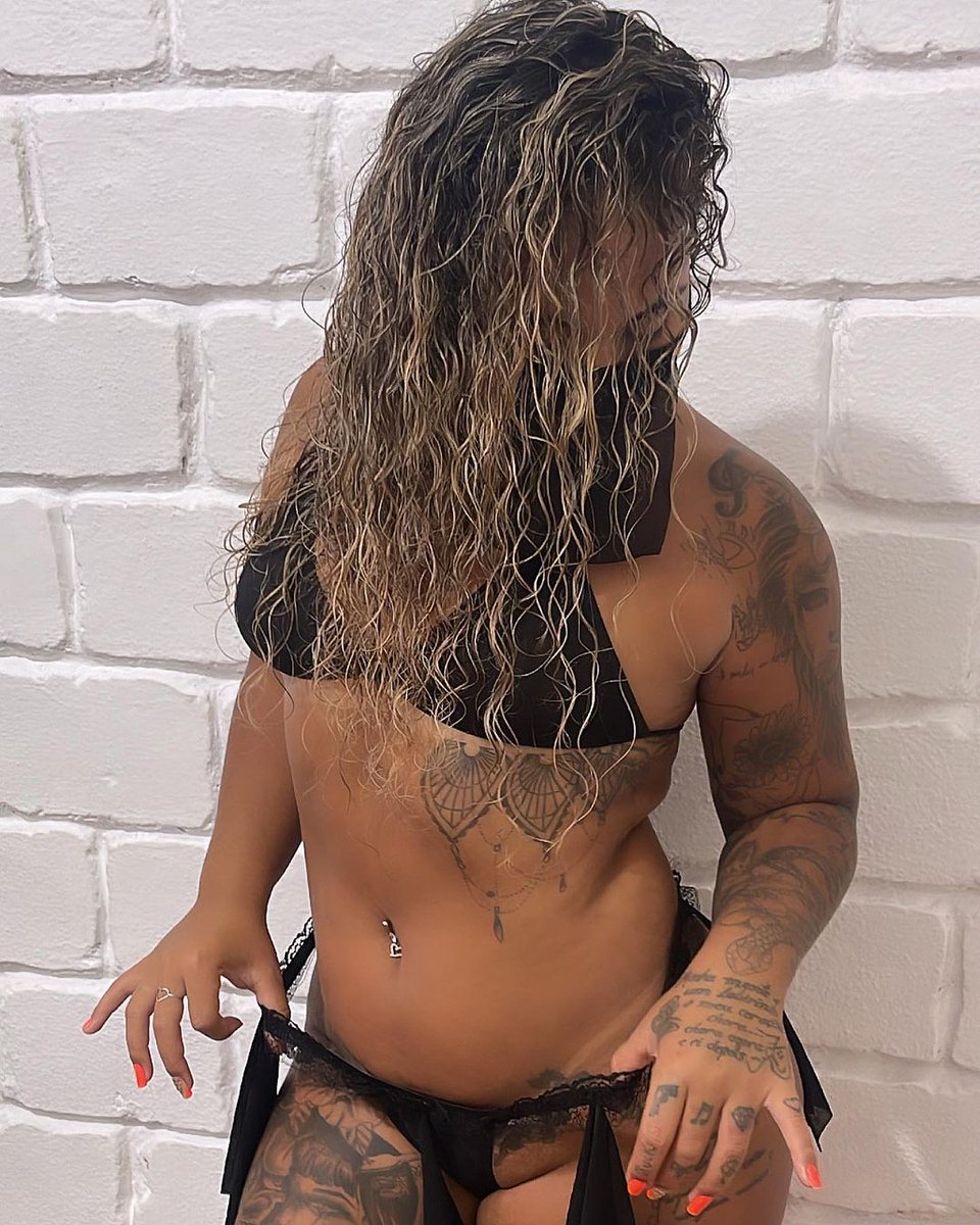 RT = Nudes 😘