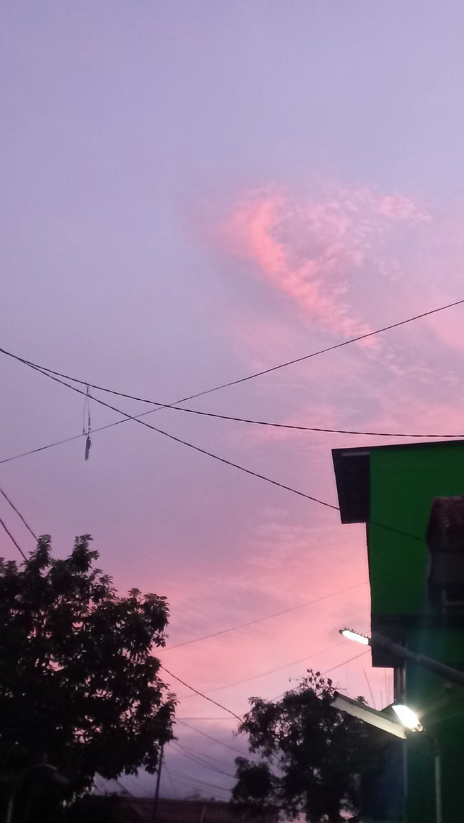 arnhdsy tweet picture