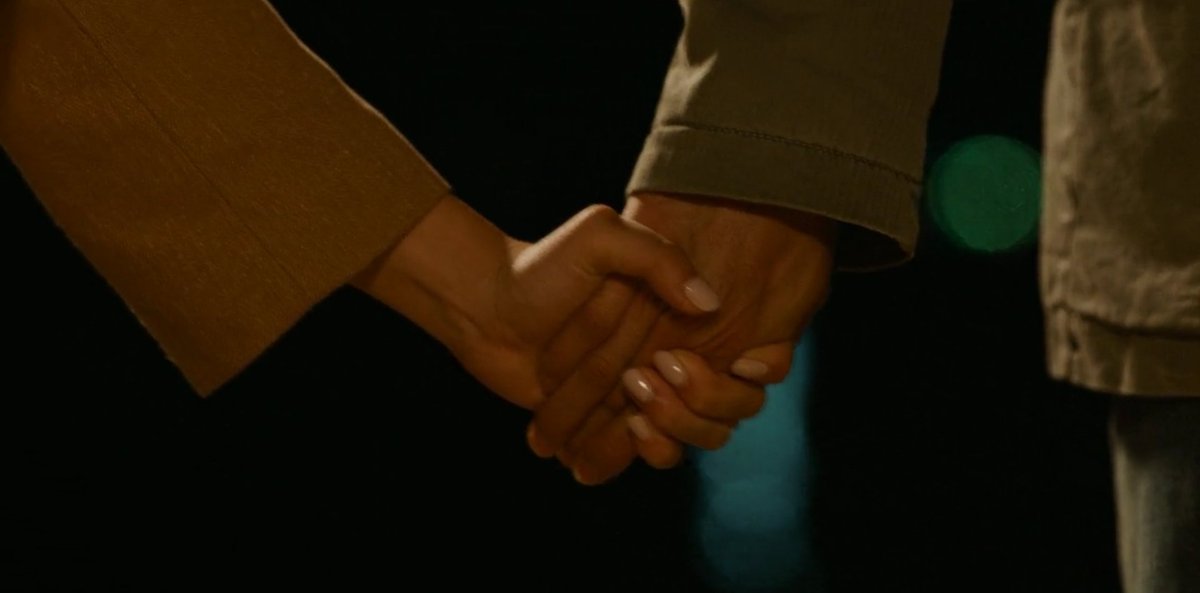 artistryhere's tweet photo. hues of hands — in films https://t.co/evP8w6fP8x