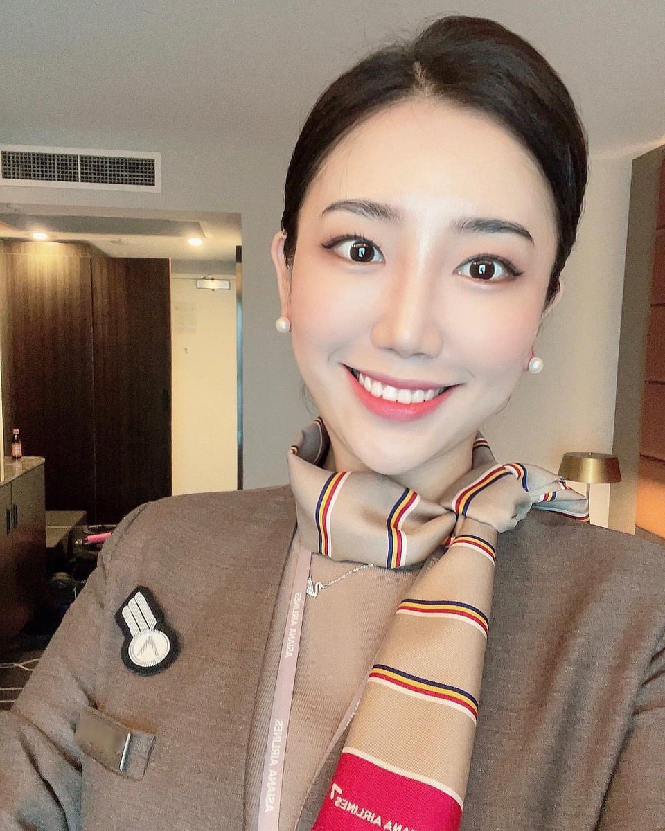 xioki30's tweet photo. 想收一个长期可以现实调教的男m，不知道什么时候才能遇到。

#四爱 #第四爱 #空姐 #女s #女攻男受 https://t.co/Qcgnb9jAqe