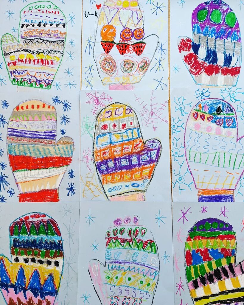 artedallthetime's tweet photo. So proud of Kindergarten artists and their pattern mittens! #oilpastels #thosecolors #gvfeeling https://t.co/D0nCaEFSxE https://t.co/4lkV9SZK06
