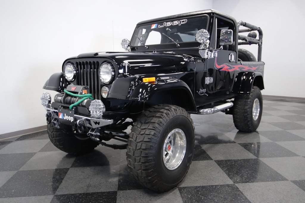 streetsidecars's tweet image. This 1984 #Jeep #CJ8 #Scrambler features a 4.2L I6 paired with a 4-speed manual transmission. View the full listing here: streetsideclassics.com/vehicles/2871-…