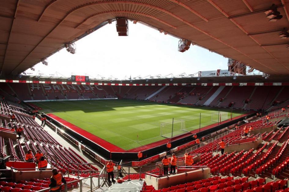 dailyechosaints's tweet photo. [Southampton FC] Southampton FC fans banned after homophobic abuse at Brighton fixture https://t.co/FivgpvrS26 https://t.co/d8AF0W4D3W