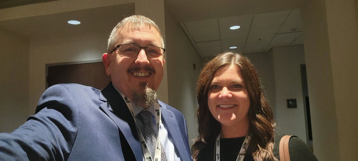 soilhealthguru's tweet photo. Indianapolis, IN - Just heard a great keynote address by @thefarmbabe on the importance of being a great #agvocate. Great points on our food and farmers. At the @IASWCD annual conference #INSWCDConf 2023 in front of 400 great people. #agriculture #conservation https://t.co/9fQU6Xbw7F