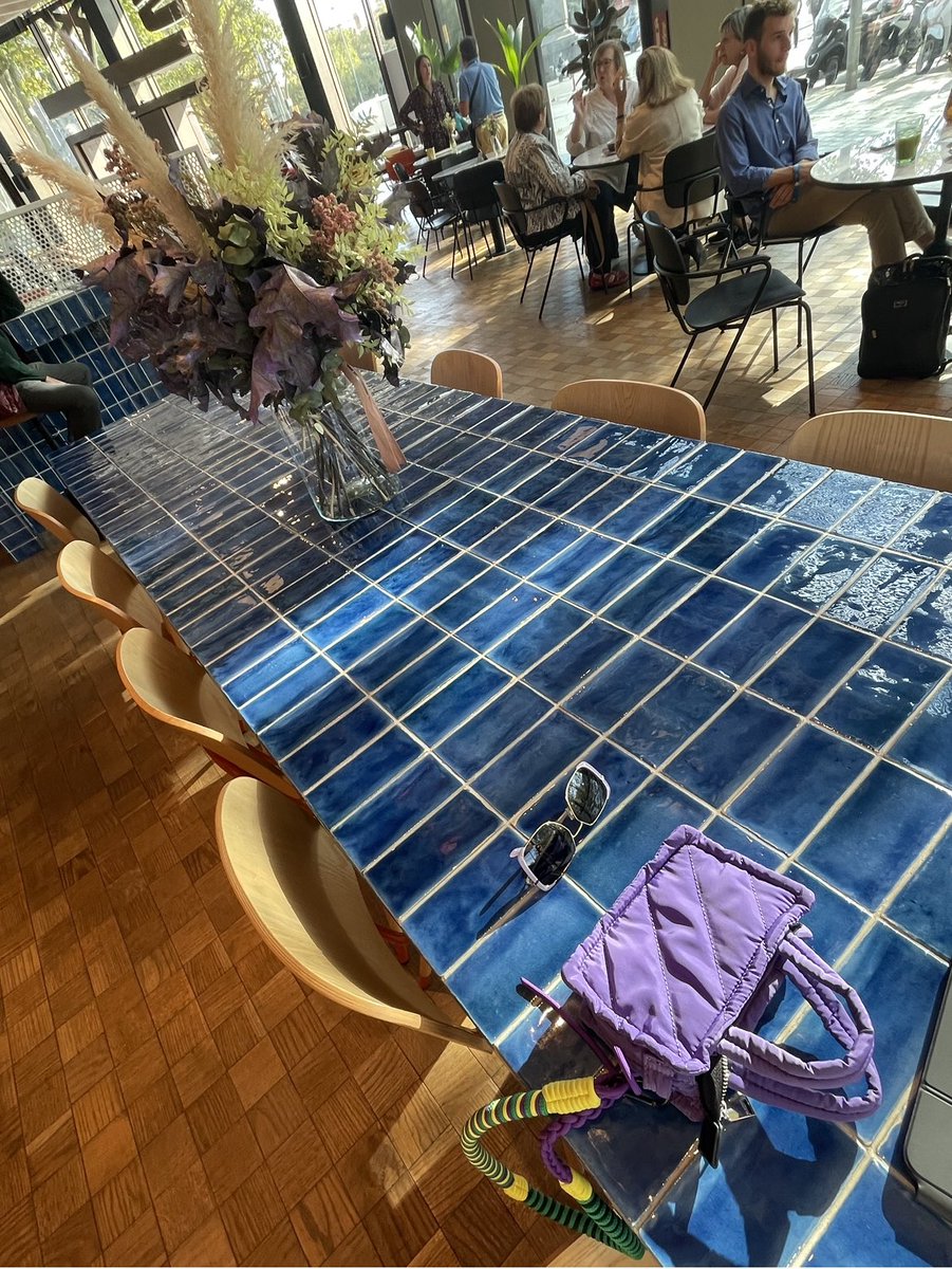 barcelonateka's tweet image. Casa Seat — beautiful space with a lot of light for working, having a lunch or breakfast. ☀️
#barcelonafood #barcelona #barcelonatours #barcelonaguide #barcelonawork