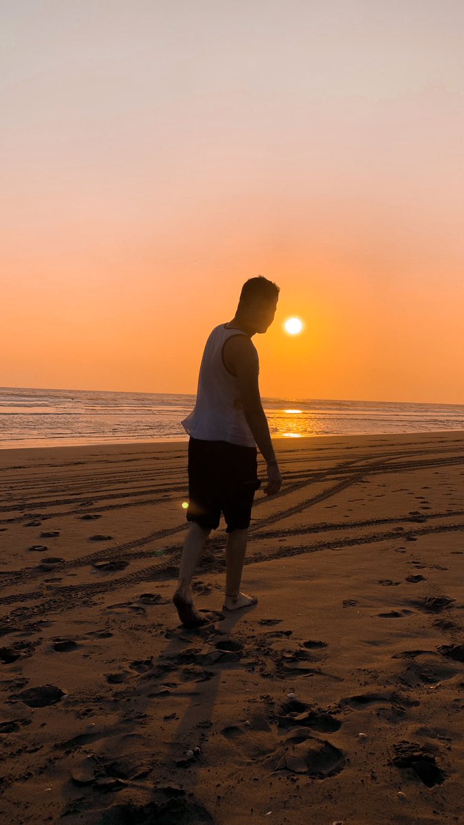 PabloRazzall's tweet photo. Twitter merece que esta foto esté acá 🌞 https://t.co/gfSdVLTa0g
