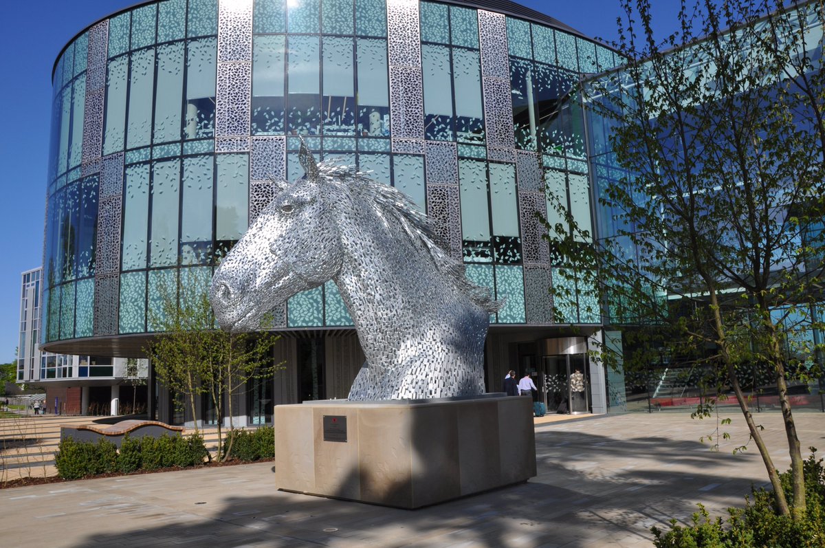 UKSPA's tweet photo. Recently published Independent review reveals how much @Roslinnovation boosts UK economy. Find out more - https://t.co/OeW5KKzFR1 #BBSRC #scienceparks #incubation #research #development #economicgrowth #innovationcentre #innovation #MidlothianScienceZone #animalbioscience #ukspa https://t.co/DCUsUOVRDi