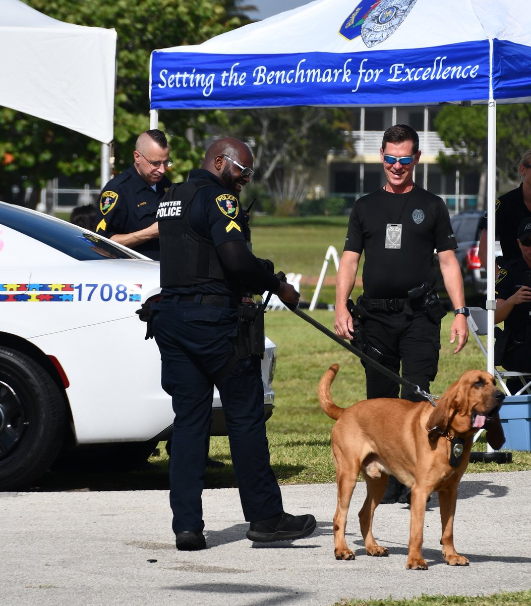 TownofJupiter's tweet photo. Today and every day, the Town is thankful for the men and women of the Jupiter Police Department. Their diligence in providing a safe community is one reason we are #UniquelyJupiter. #NationalLawEnforcementAppreciationDay https://t.co/gxPutEmksH