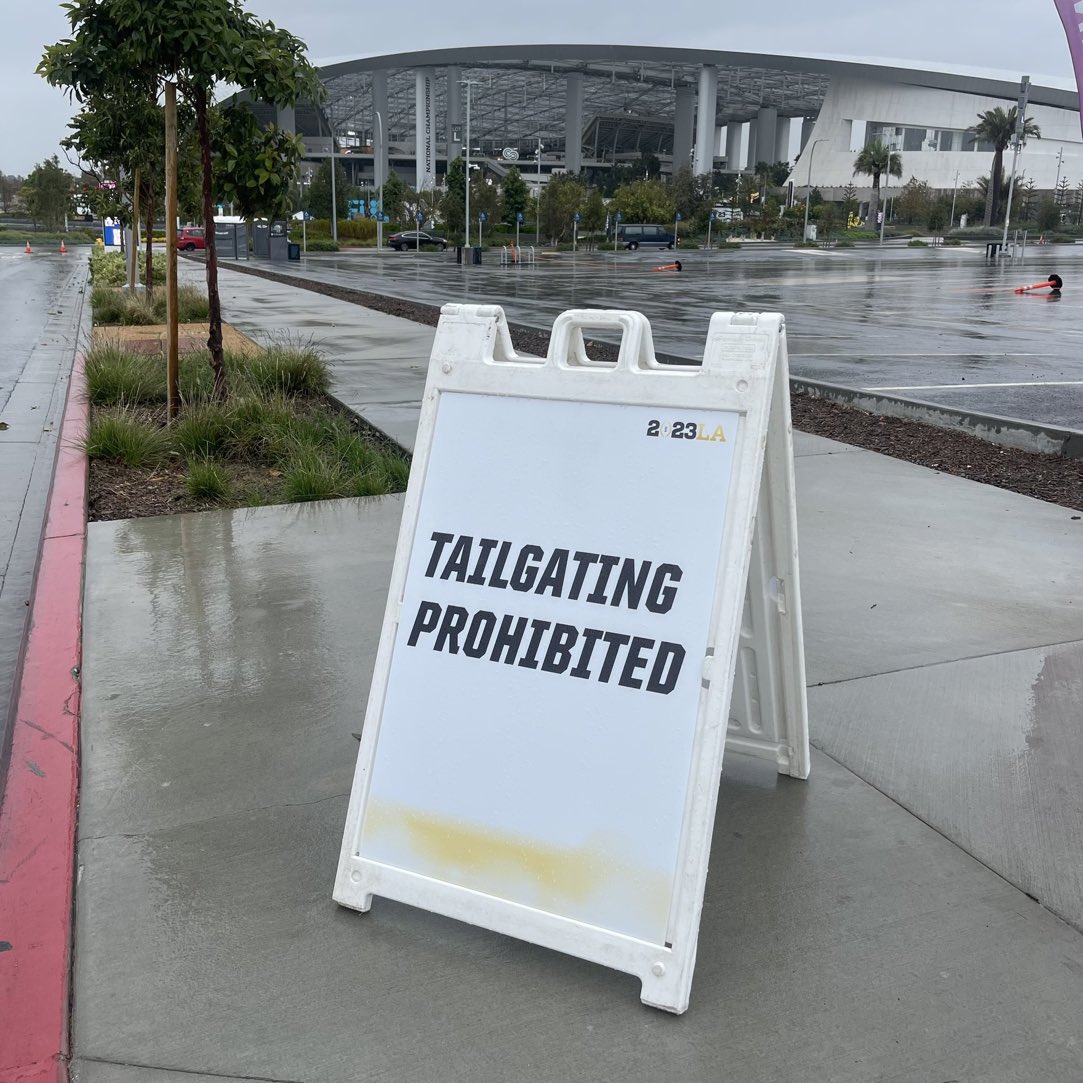 Every single person associated with this situation should be in prison.